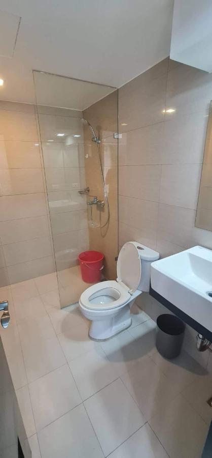 Studio At Viceroy T4 Florence Way Manila Kültér fotó