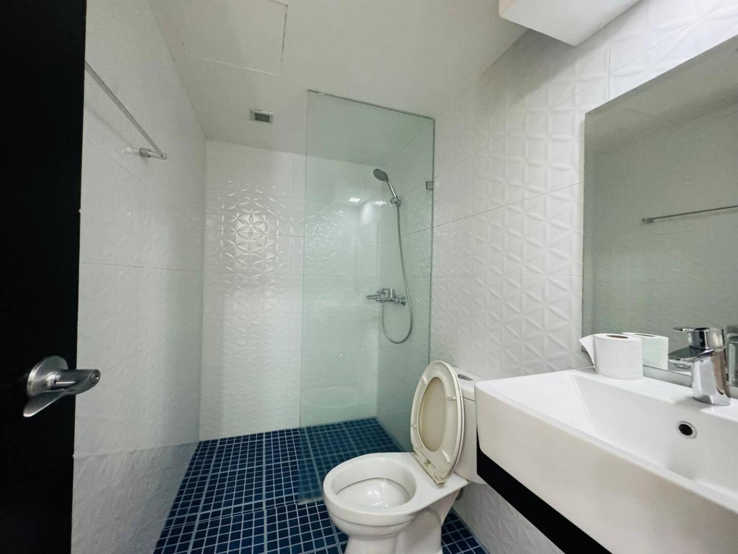 Studio At Viceroy T4 Florence Way Manila Kültér fotó